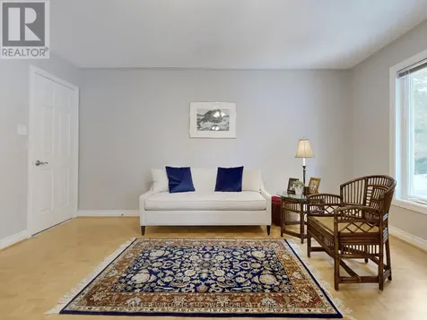 544 Woodland Acres Crescent Vaughan ON L6A 1G2