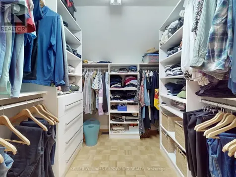 544 Woodland Acres Crescent Vaughan ON L6A 1G2