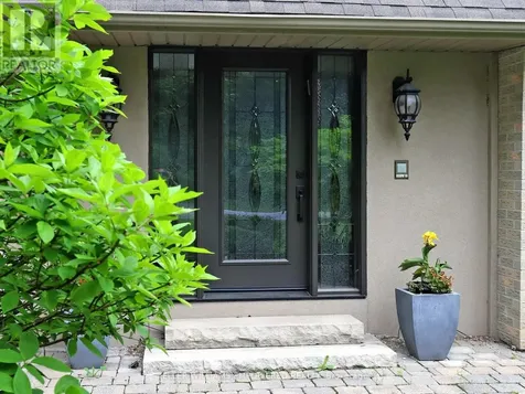 544 Woodland Acres Crescent Vaughan ON L6A 1G2