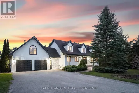 3 Matthew Court Wasaga Beach ON L9Z 1J5