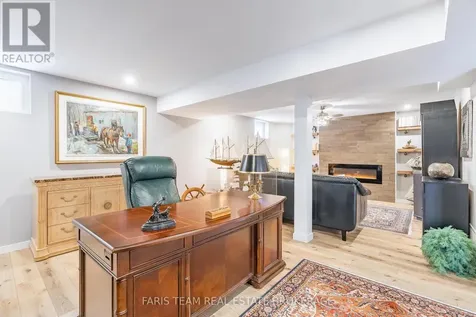 3 Matthew Court Wasaga Beach ON L9Z 1J5