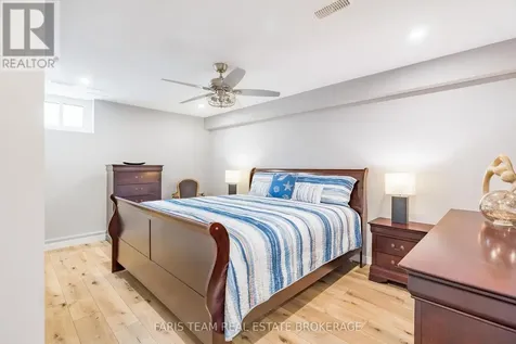 3 Matthew Court Wasaga Beach ON L9Z 1J5