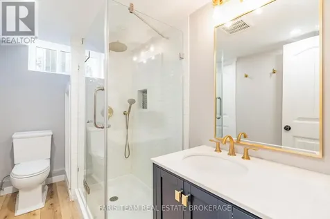 3 Matthew Court Wasaga Beach ON L9Z 1J5