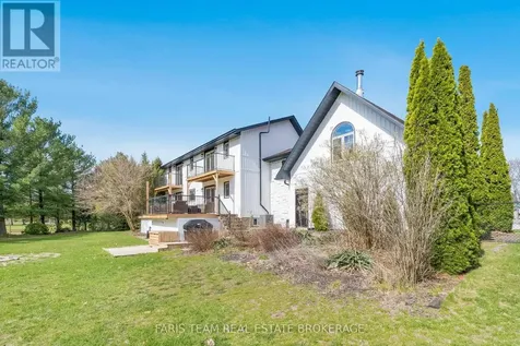 3 Matthew Court Wasaga Beach ON L9Z 1J5