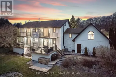 3 Matthew Court Wasaga Beach ON L9Z 1J5