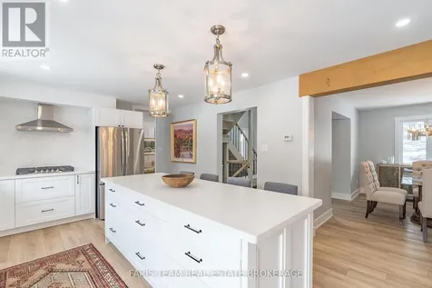 3 Matthew Court Wasaga Beach ON L9Z 1J5