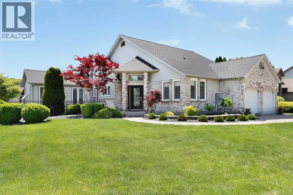 635 Brenda Crescent Tecumseh ON N8N 4P4
