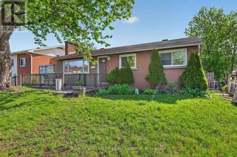 1317 Avenue Q Ottawa ON K1G 0B7