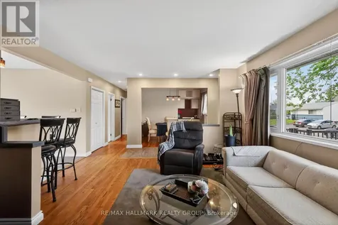 1317 Avenue Q Ottawa ON K1G 0B7