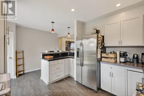 1317 Avenue Q Ottawa ON K1G 0B7