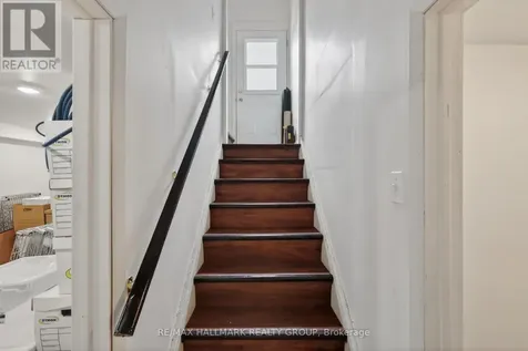 1317 Avenue Q Ottawa ON K1G 0B7