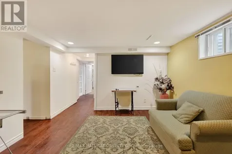 1317 Avenue Q Ottawa ON K1G 0B7