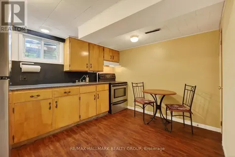 1317 Avenue Q Ottawa ON K1G 0B7