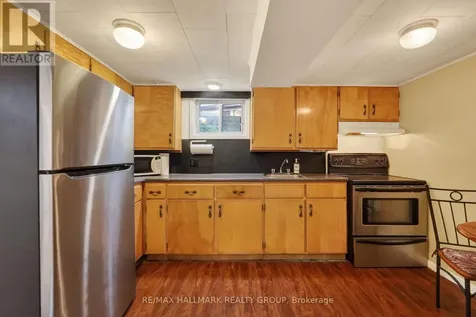 1317 Avenue Q Ottawa ON K1G 0B7