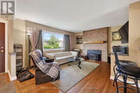 1317 Avenue Q Ottawa ON K1G 0B7