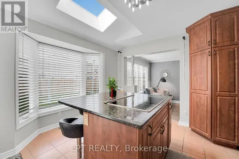 804 Hauteview Drive Ottawa ON K4A 2M1