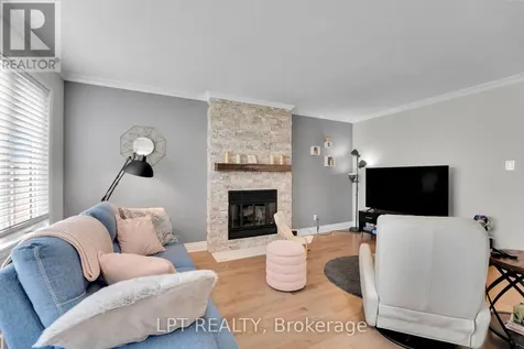 804 Hauteview Drive Ottawa ON K4A 2M1