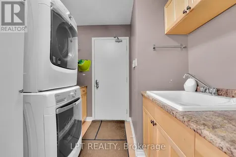 804 Hauteview Drive Ottawa ON K4A 2M1