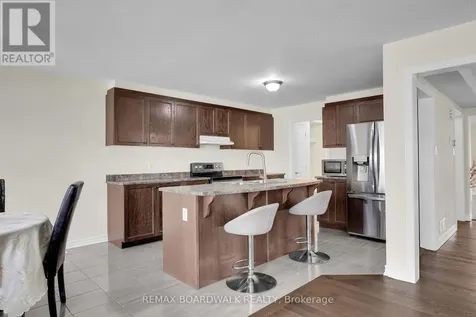 340 Sweetclover Way Ottawa ON K4A 1E6