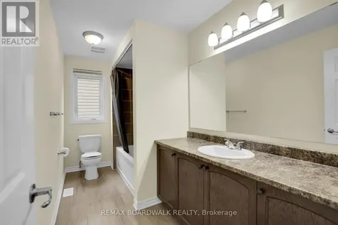 340 Sweetclover Way Ottawa ON K4A 1E6