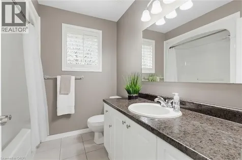 4119 Foxwood Drive Burlington ON L7M 4L3