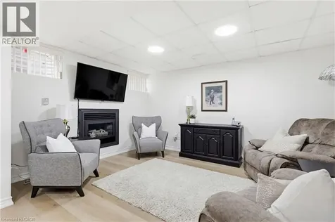 4119 Foxwood Drive Burlington ON L7M 4L3
