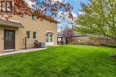 4119 Foxwood Drive Burlington ON L7M 4L3