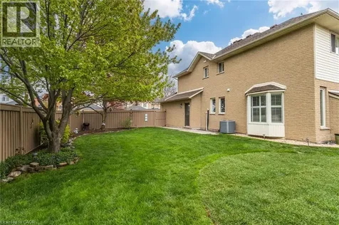 4119 Foxwood Drive Burlington ON L7M 4L3