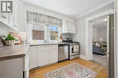 793 Belmont Avenue West Kitchener ON N2M 1P5