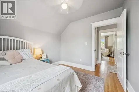 793 Belmont Avenue West Kitchener ON N2M 1P5