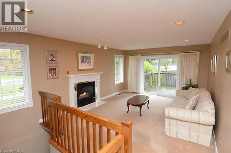 210 Fiddlers Green Road Ancaster ON L9G 1W6