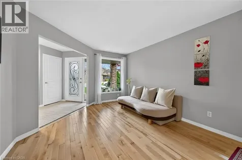 35 Cove Crescent Stoney Creek ON L8E 5A3