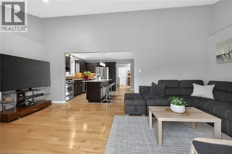35 Cove Crescent Stoney Creek ON L8E 5A3