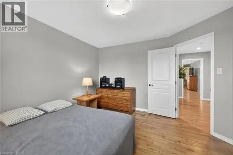 35 Cove Crescent Stoney Creek ON L8E 5A3