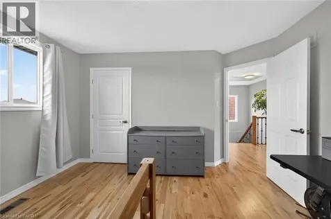35 Cove Crescent Stoney Creek ON L8E 5A3
