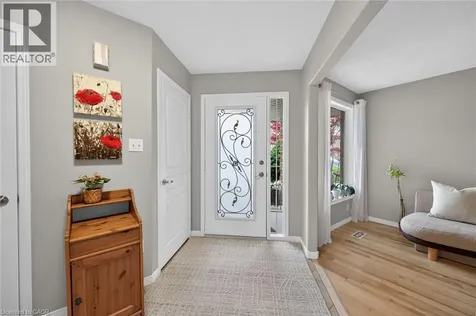 35 Cove Crescent Stoney Creek ON L8E 5A3