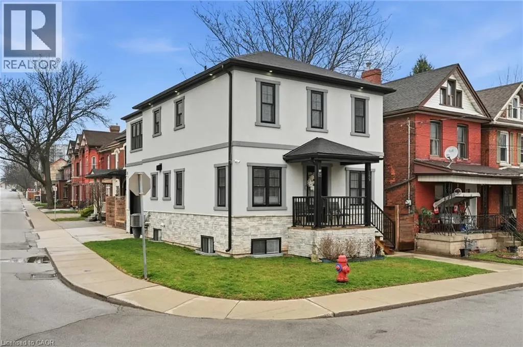 109 Ray Street North Hamilton ON L8R 2Y1