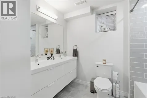 109 Ray Street North Hamilton ON L8R 2Y1