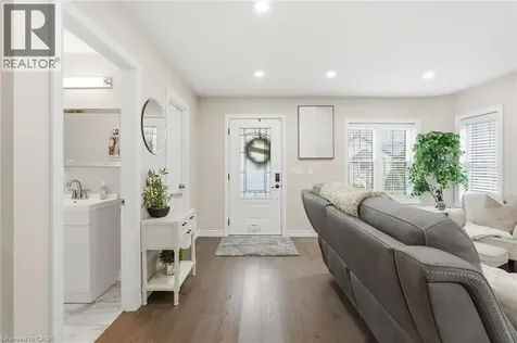 109 Ray Street North Hamilton ON L8R 2Y1