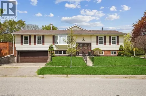 2204 Cartier Crescent Burlington ON L7P 2Z5