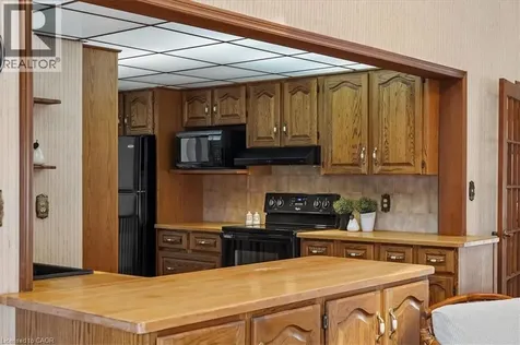 2204 Cartier Crescent Burlington ON L7P 2Z5