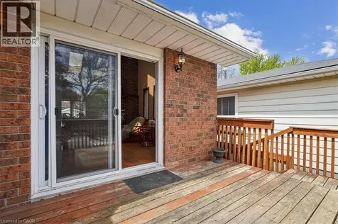 2204 Cartier Crescent Burlington ON L7P 2Z5