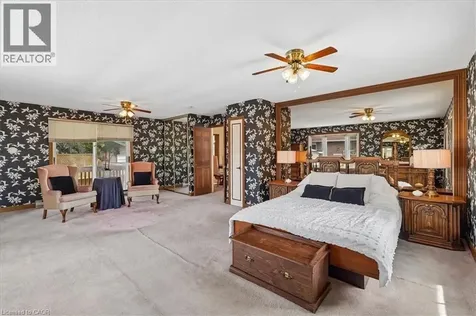 2204 Cartier Crescent Burlington ON L7P 2Z5