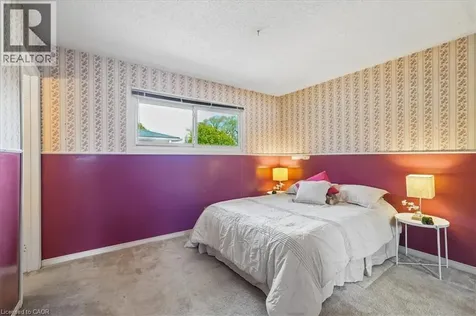 2204 Cartier Crescent Burlington ON L7P 2Z5