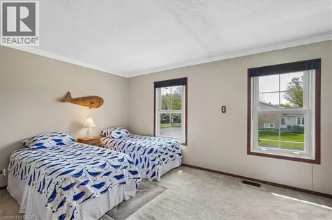 2204 Cartier Crescent Burlington ON L7P 2Z5