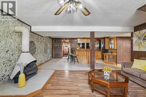 2204 Cartier Crescent Burlington ON L7P 2Z5