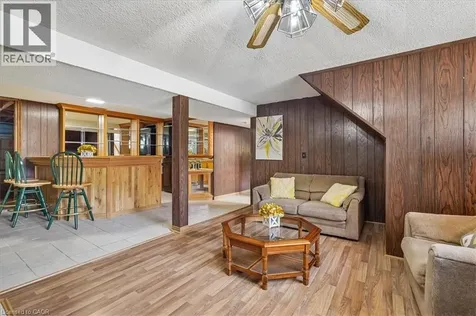 2204 Cartier Crescent Burlington ON L7P 2Z5