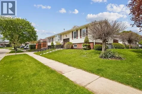 2204 Cartier Crescent Burlington ON L7P 2Z5