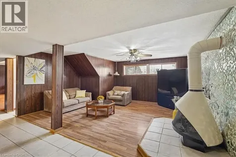 2204 Cartier Crescent Burlington ON L7P 2Z5