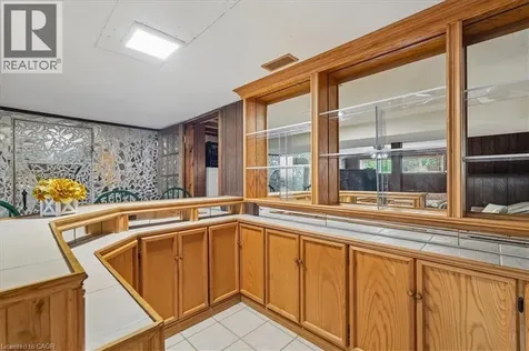 2204 Cartier Crescent Burlington ON L7P 2Z5